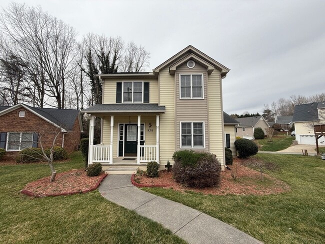 Building Photo - 928 Heatherstone Dr