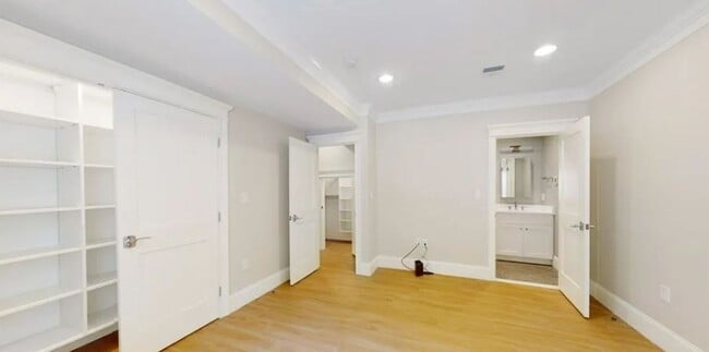 Photo - Charming 4 Bedroom-No Broker Fee