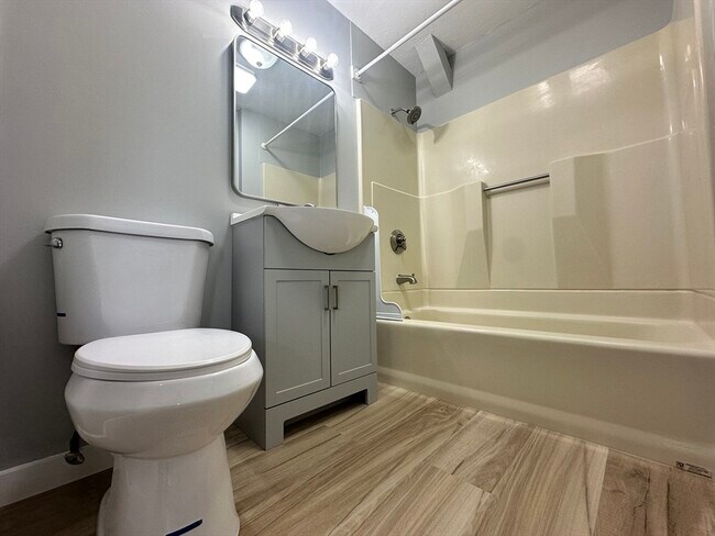 Photo - 159 E Central St Unit 2nd fl