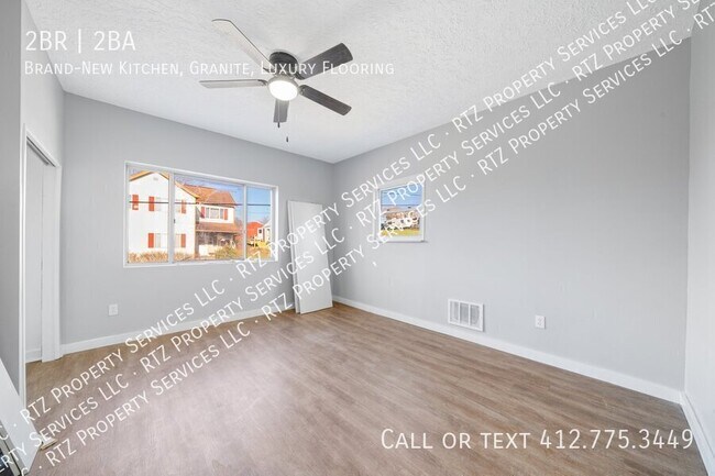 Photo - 705 Burbridge St