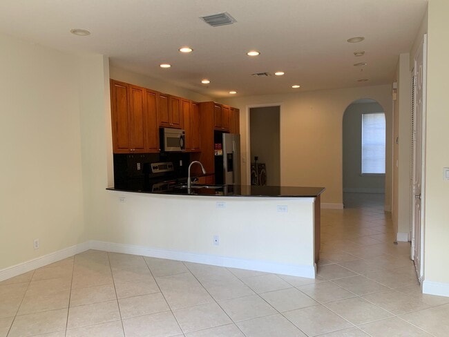 Photo - 141 Morning Dew Cir