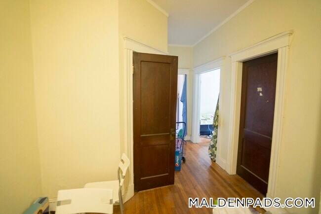 Photo - 17-19-19 Washington St S Unit 114