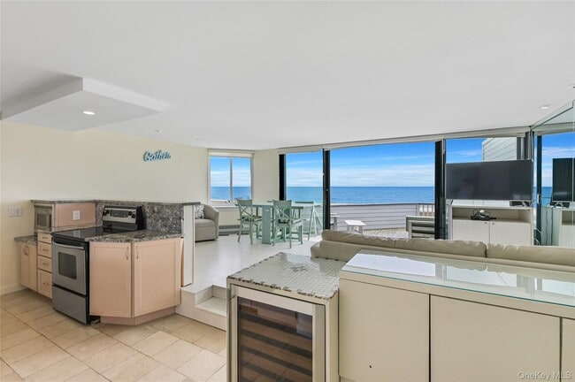 Photo - 265 Dune Rd Unit 68