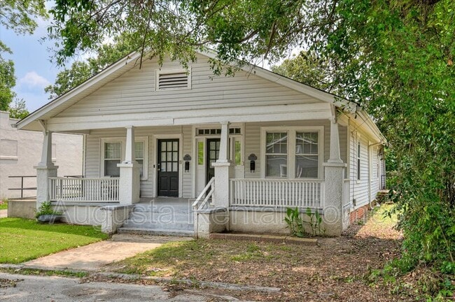 Photo - 106 Ellis St