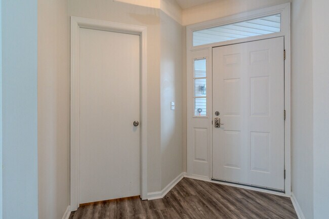 Photo - 1033 Key Largo Dr