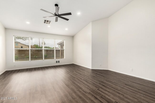 Photo - 1314 S Larkspur St