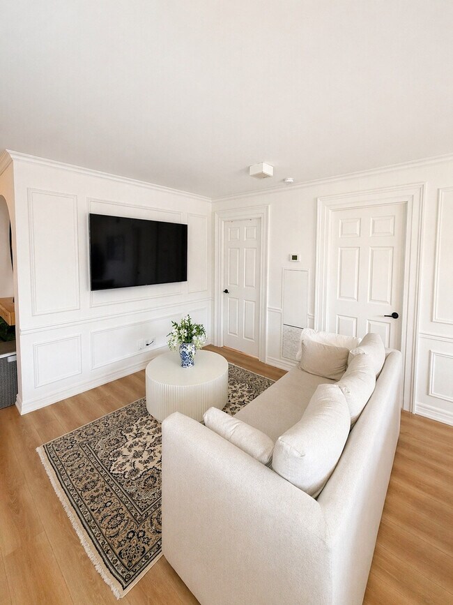 Photo - 1373 Bloor St W Unit SI ID1523188P