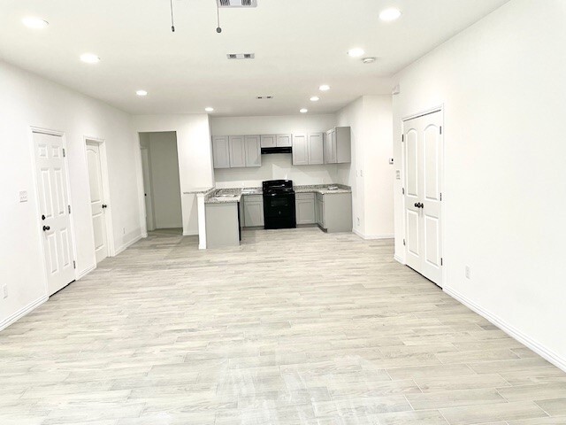 Photo - 4422 Luella Ave