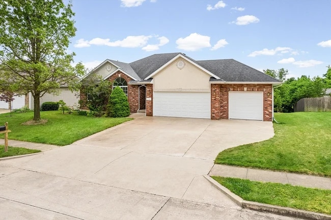Building Photo - 4200 Cedar Crest Ln