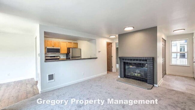 Building Photo - 6700 NE 182nd St Unit B302