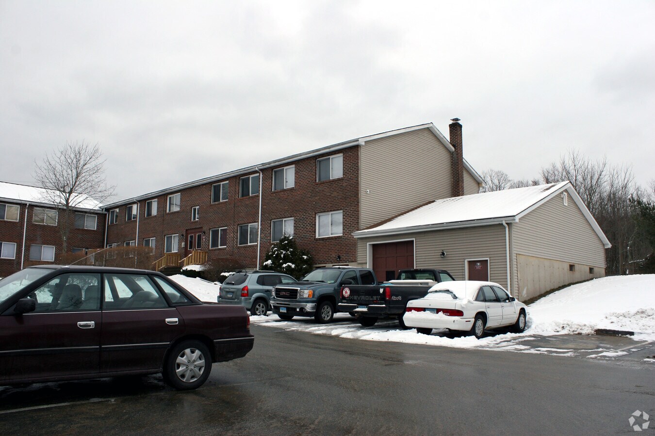 Photo - Briarwood Apartments