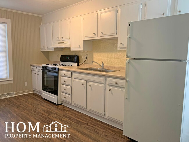 Photo - 322 E Humphrey St