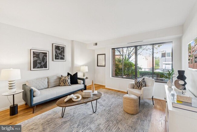 Photo - 2320 Wisconsin Ave NW Unit 105