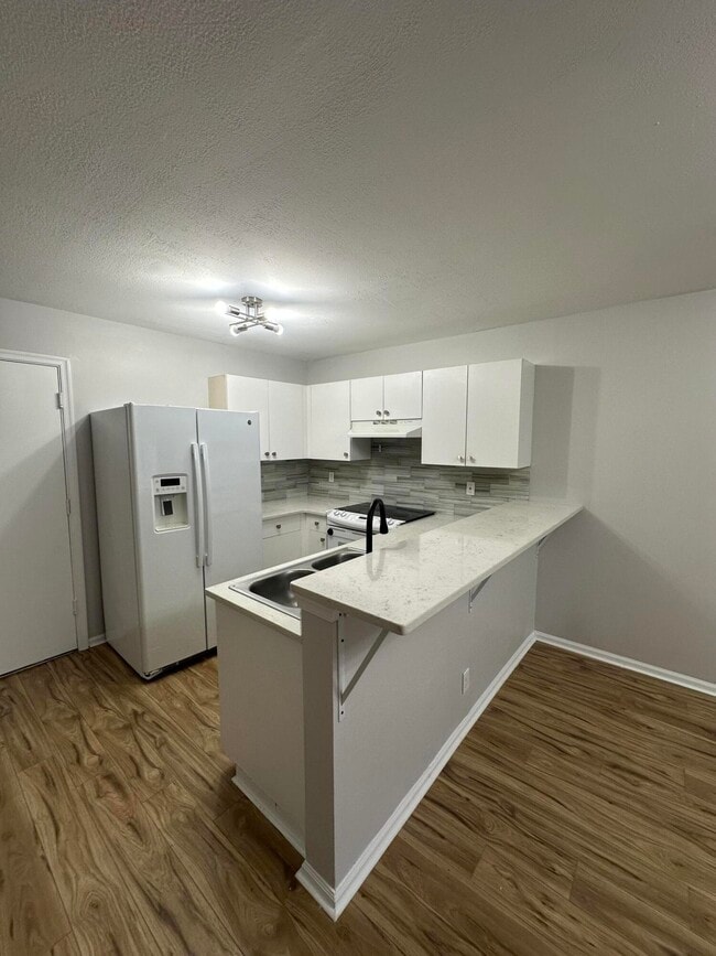 Photo - 6856 Mill Brook Pl