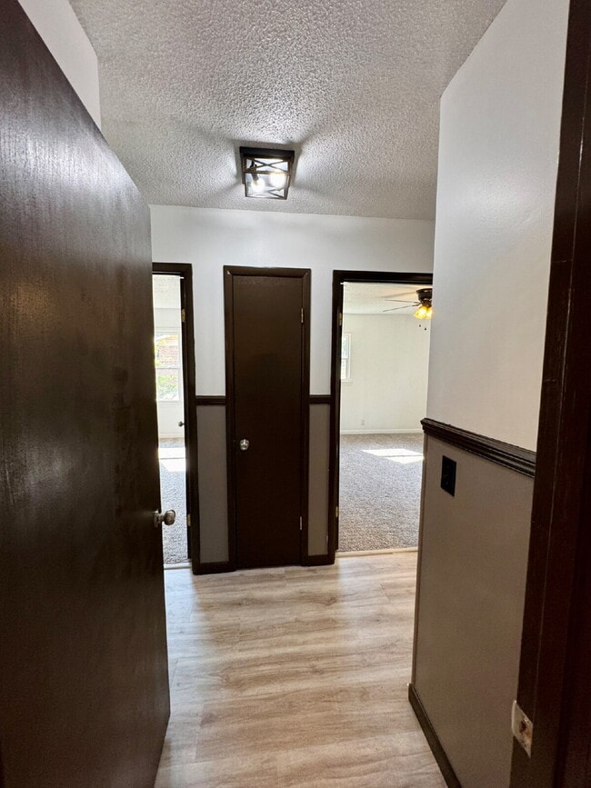 Photo - 3207 Cromwell Dr