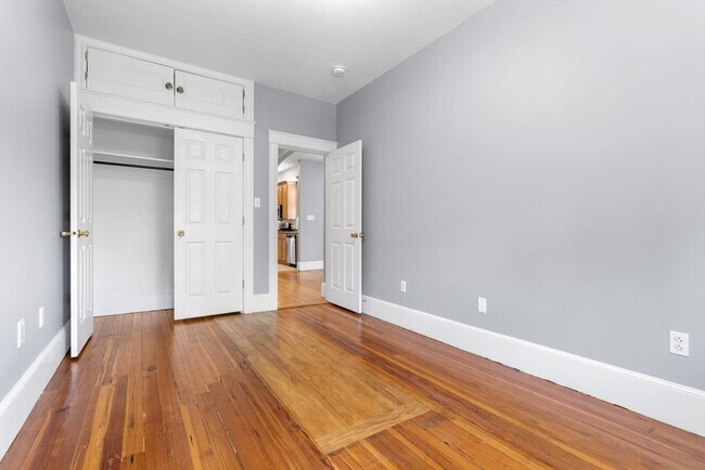 Photo - 56 Clifford St Unit 2