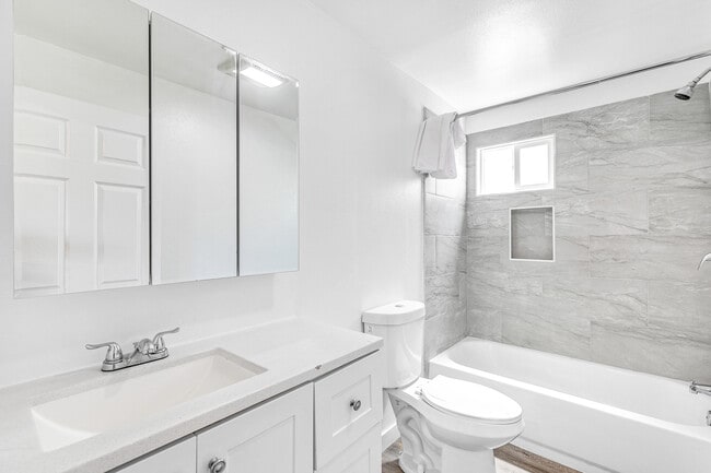 Photo - 8910 Avalon Blvd Unit 8910 S Avalon Blvd