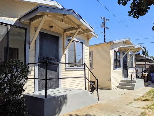 Building Photo - 126 East Avenue 32 Rental