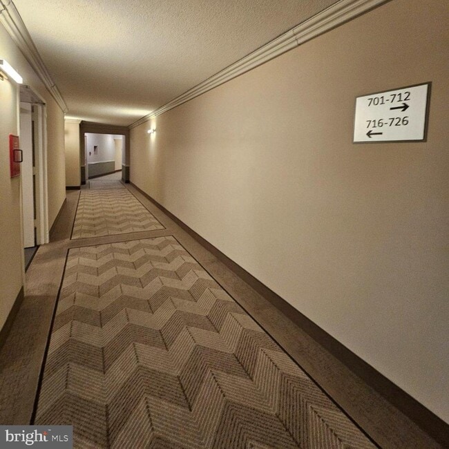 8340 Greensboro Dr Unit 721