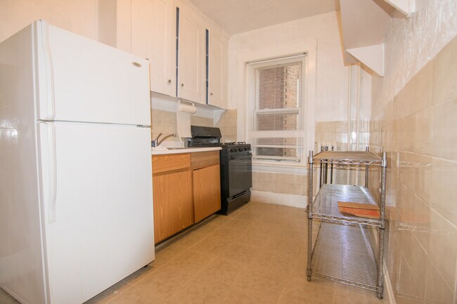 Photo - 39 Dwight St