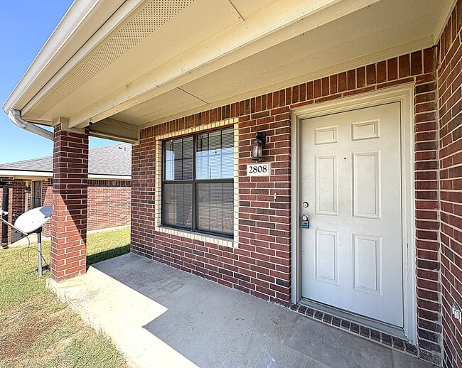 Photo - 2808 Ashley Dr