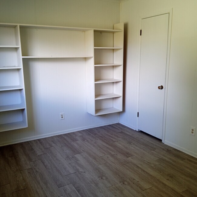 Photo - 2341 Caddy Dr