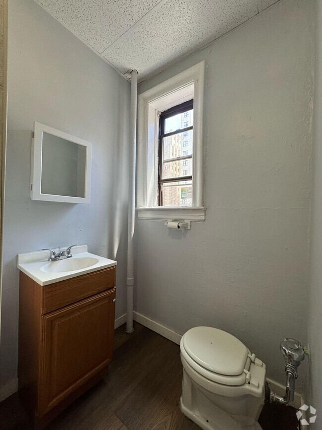 Building Photo - 99 Clifton Pl Unit 43 Rental