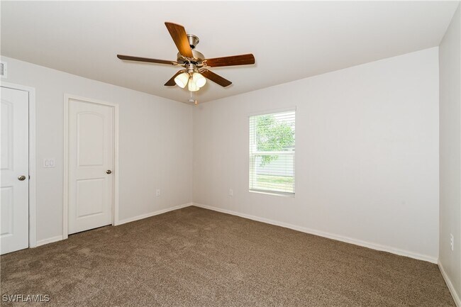 Building Photo - 1737 NW 6th Pl Rental