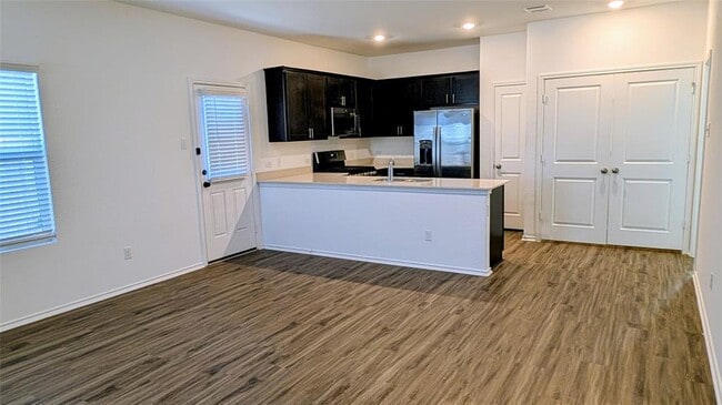 Photo - 313 Soapstone Pass House