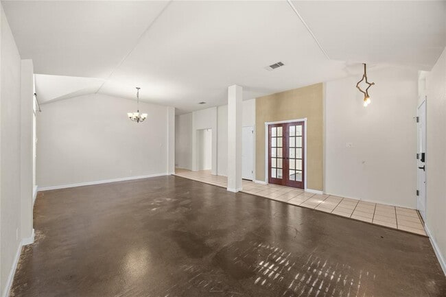 Photo - 16604 Denise Dr