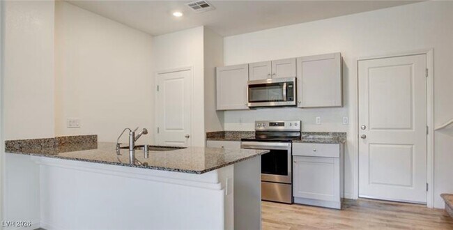 Photo - 4229 Venus Falls Ave