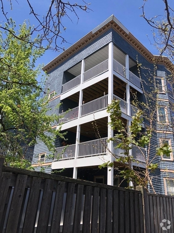 Building Photo - 276 Broadway Unit 2 Rental