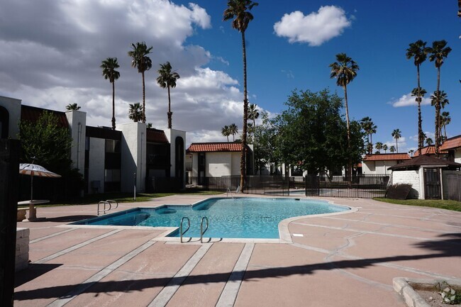 Building Photo - Downtown Single story 3/2 Unit 225 Rental