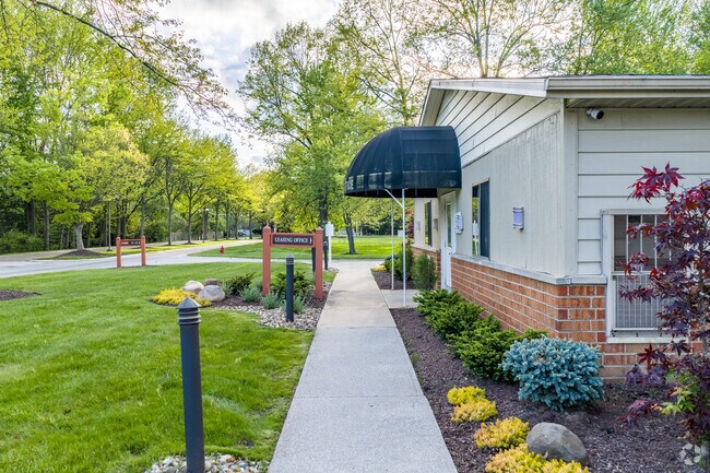 Oakwood Apartments