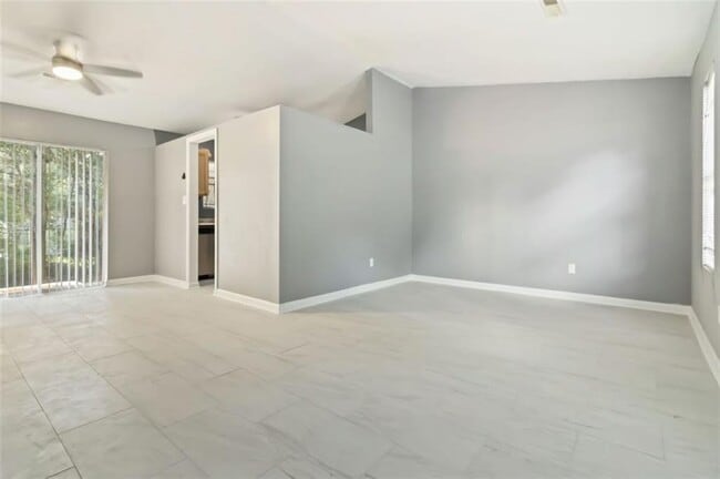 Photo - 6925 Cainwood Dr