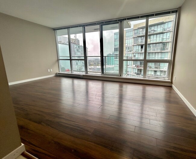 Photo - 9981 Whalley Blvd Unit 3401