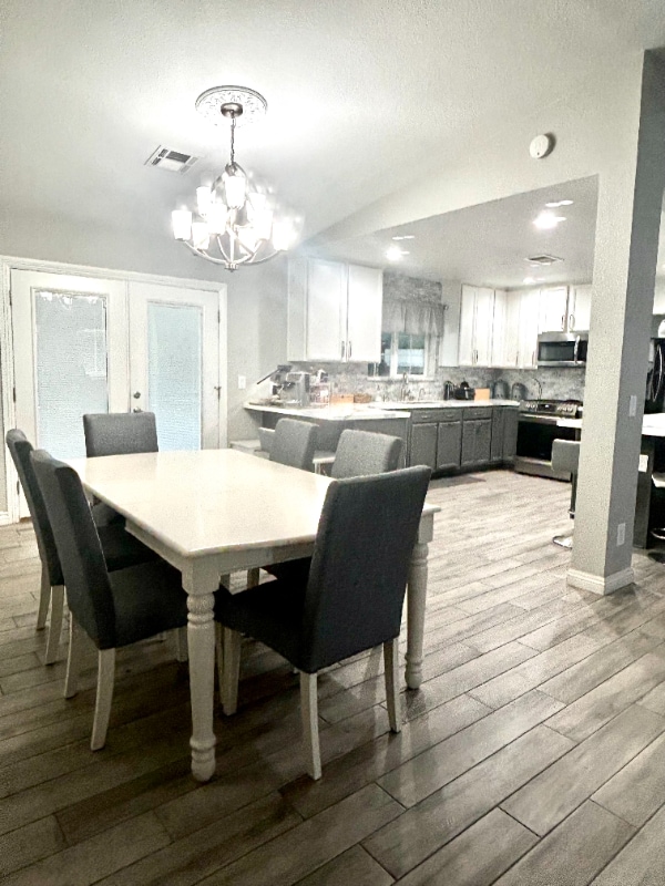 Photo - 1511 Rawhide Dr