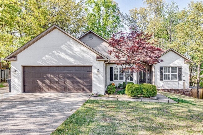 Building Photo - Now Available in Valley View School District!