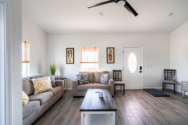 Photo - 920 17th St Unit SI ID1385489P