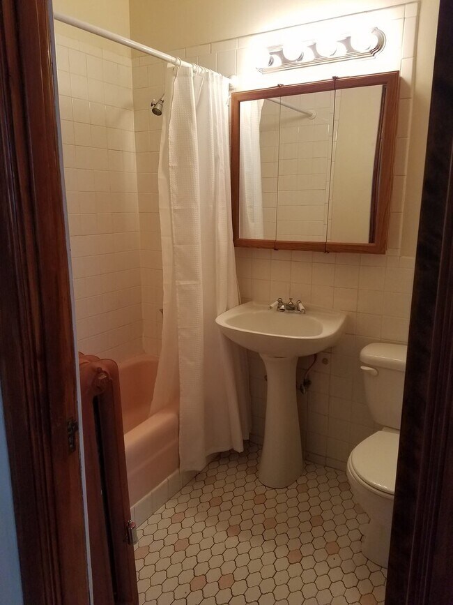 Photo - Main South Unit 313-3