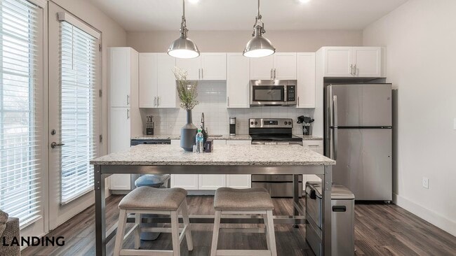 Photo - 5885 Lakehurst Dr Unit 2209
