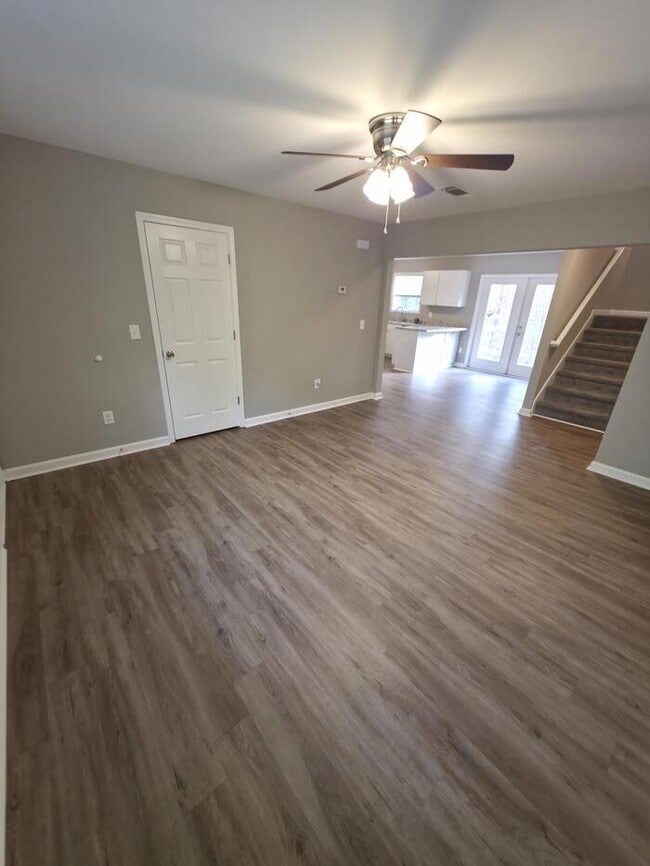 Photo - 480 Candlestick Dr