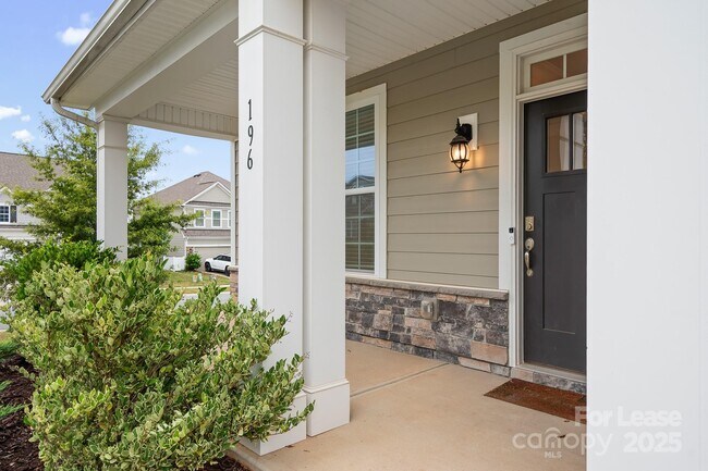 Photo - 196 Longleaf Dr