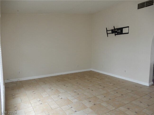 Photo - 5812 W Westport Cir