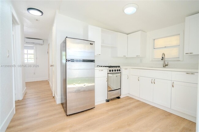 27 SW 55th Avenue Rd Unit R