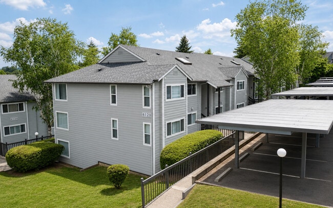 Photo - Hillsdale Heights Apartments