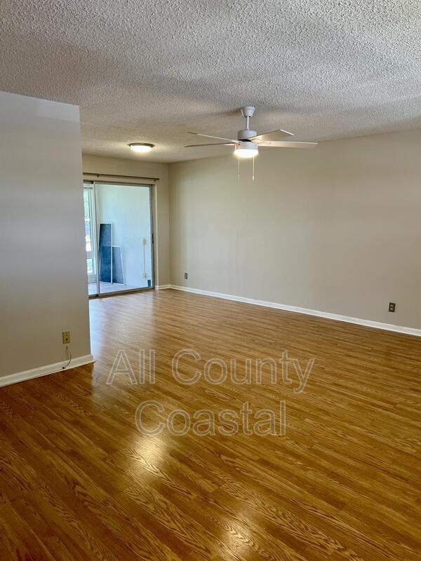 Photo - 23 Colonial Club Dr Unit 202