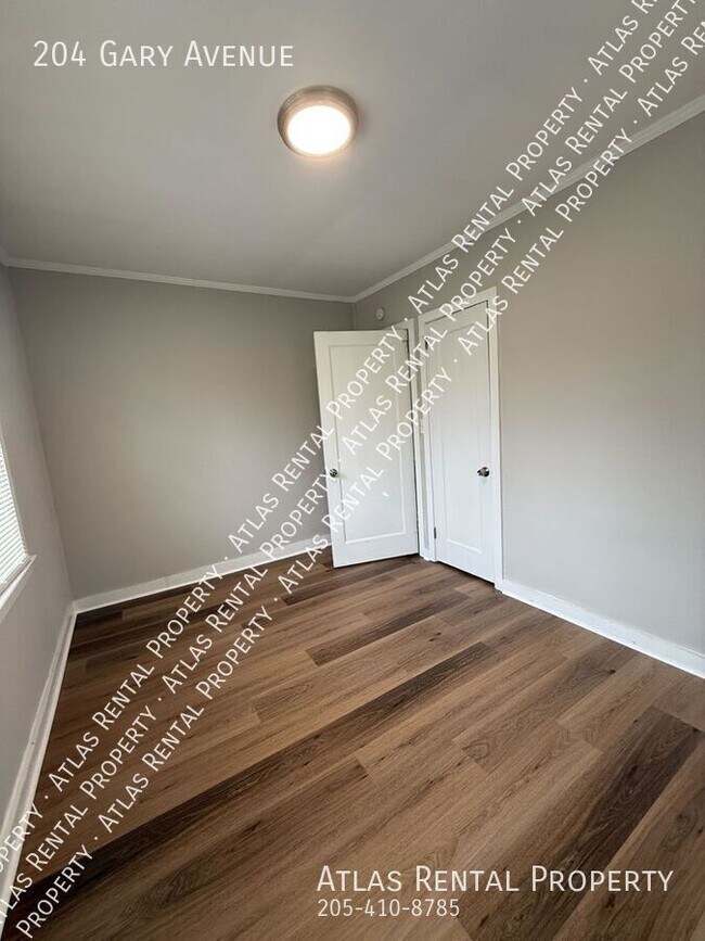 Photo - 204 Gary St