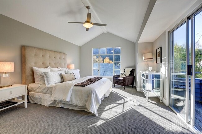 Photo - Upscale 2bd+Office/2ba Downtown Mill Valley Condo-FOUNDATION