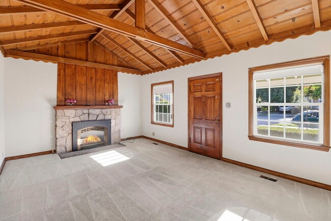 Photo - 740 Laurel Ave House